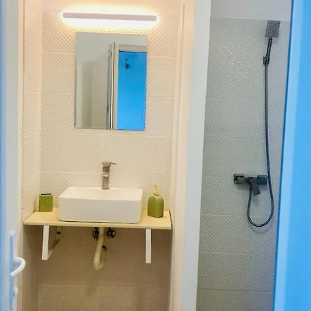 ゲストハウス Casa De Oaspeti 2 Mai