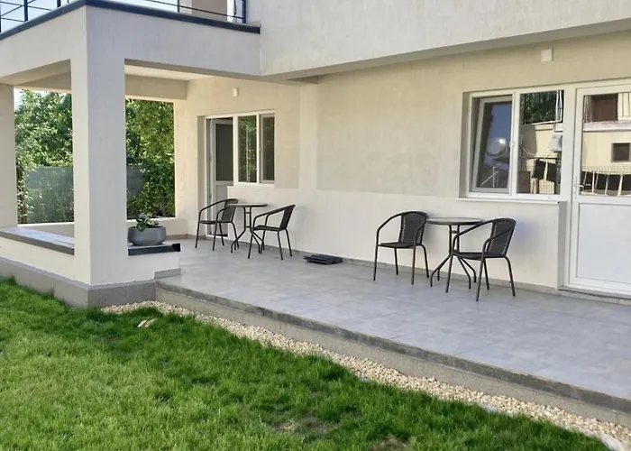 Casa De Oaspeti 2 Mai 3* Două Mai