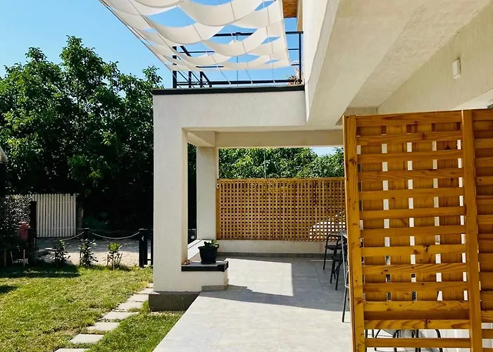 Pensionat Casa De Oaspeti 2 Mai