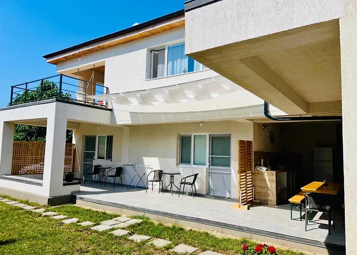 Pensionat Casa De Oaspeti 2 Mai Două Mai