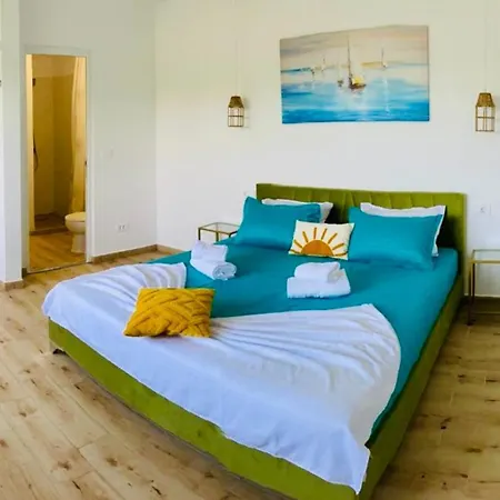 Casa De Oaspeti 2 Mai Pensjonat 3*