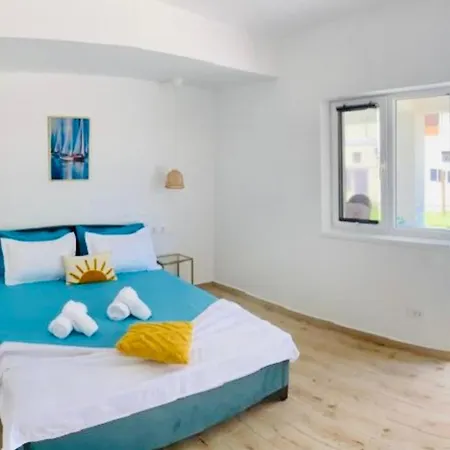 Pensjonat Casa De Oaspeti 2 Mai Două Mai