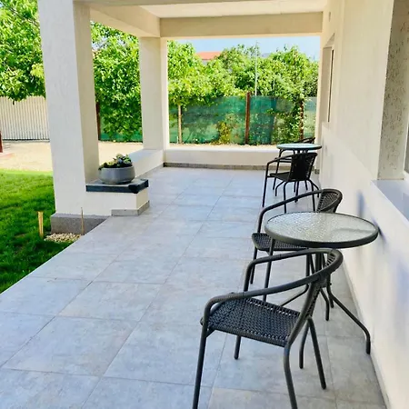 Pensión Casa De Oaspeti 2 Mai 3*