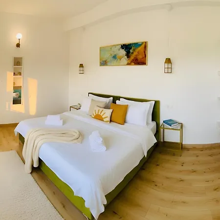 Casa De Oaspeti 2 Mai 招待所 3*