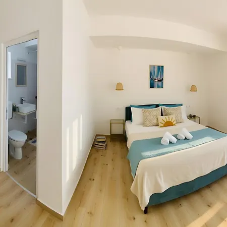 Casa De Oaspeti 2 Mai 多亚马伊