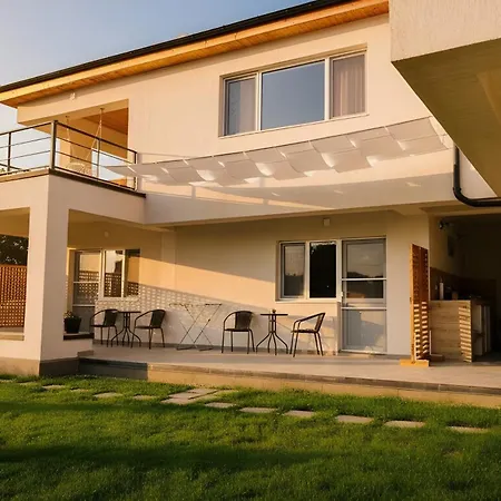 Casa De Oaspeti 2 Mai 3* Două Mai